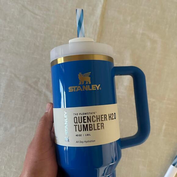 NWT Arctic Twist Stanley Quencher Tumbler, 40oz Flawless - Picture 6 of 6